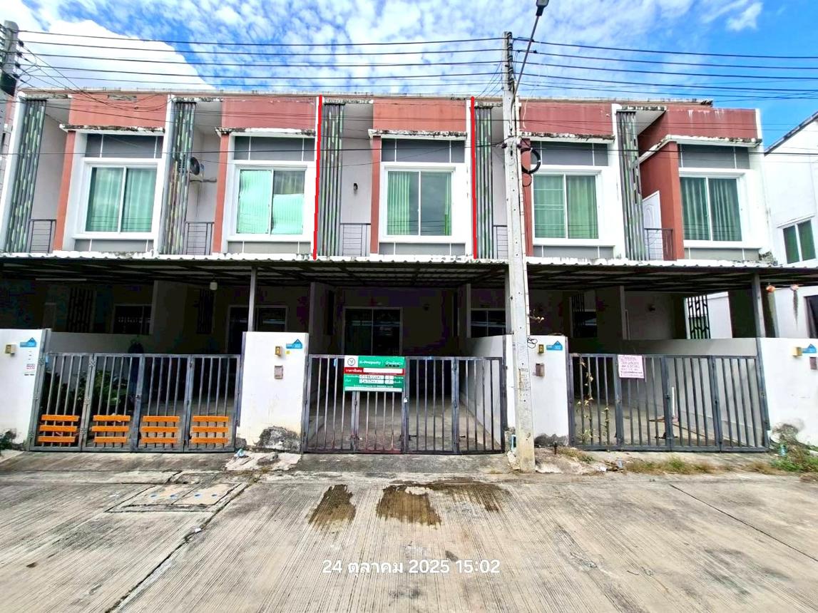 Townhouse The Peak Natural Pluak Daeng Rayong