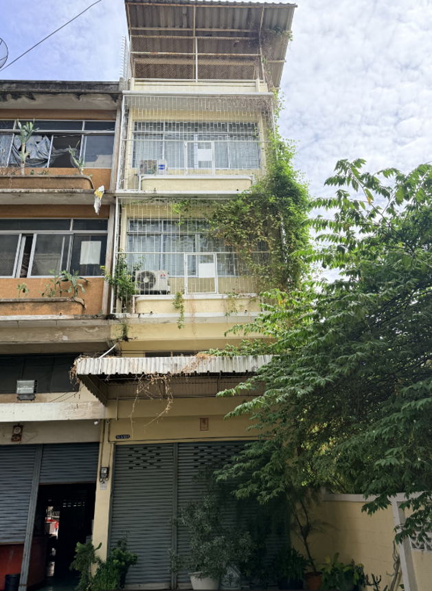 Commercial Townhouse in Samutsakorn, Samutsakorn Province