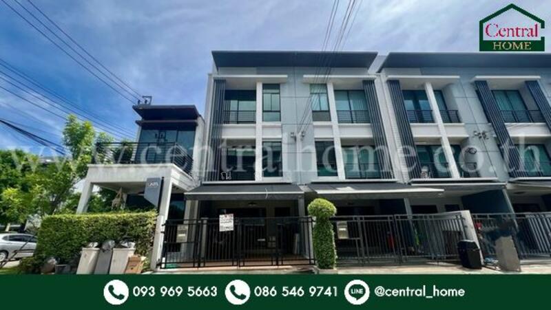 Baan Klang Muang Rattanathibet, Nonthaburi