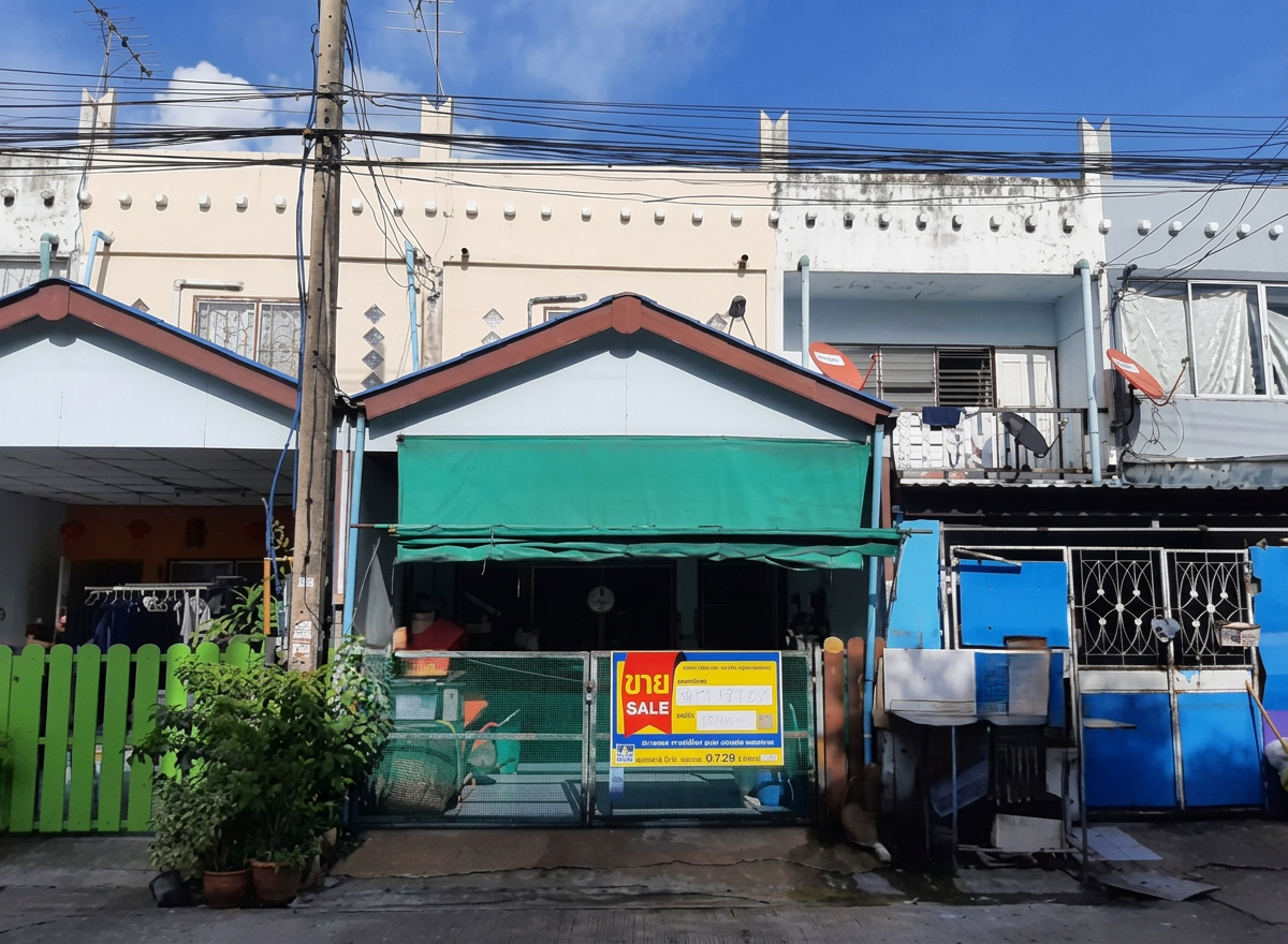 ทาวน์เฮ้าส์ 2 ชั้น โครงการบ้านเปรมปรีดิ์ รังสิต-คลอง 2