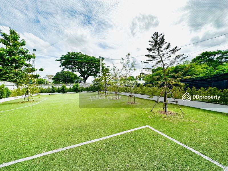 Seri Villa, Bangkok