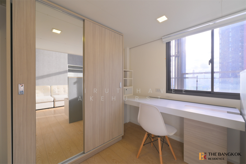 Chewathai Residence Asoke, bangkok