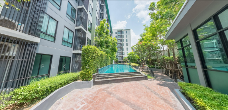 Bleisure Charan 96/1, Bangkok