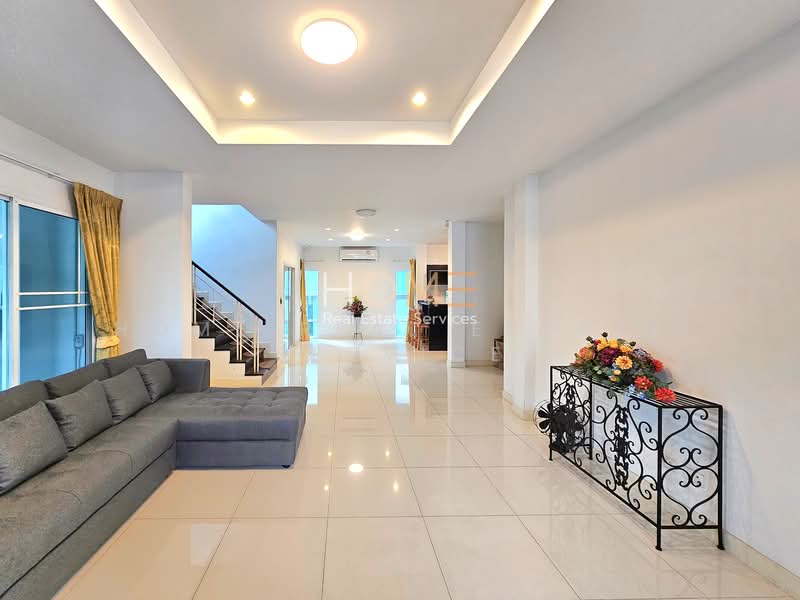 Sena Park Grand Ramindra 2, Bangkok