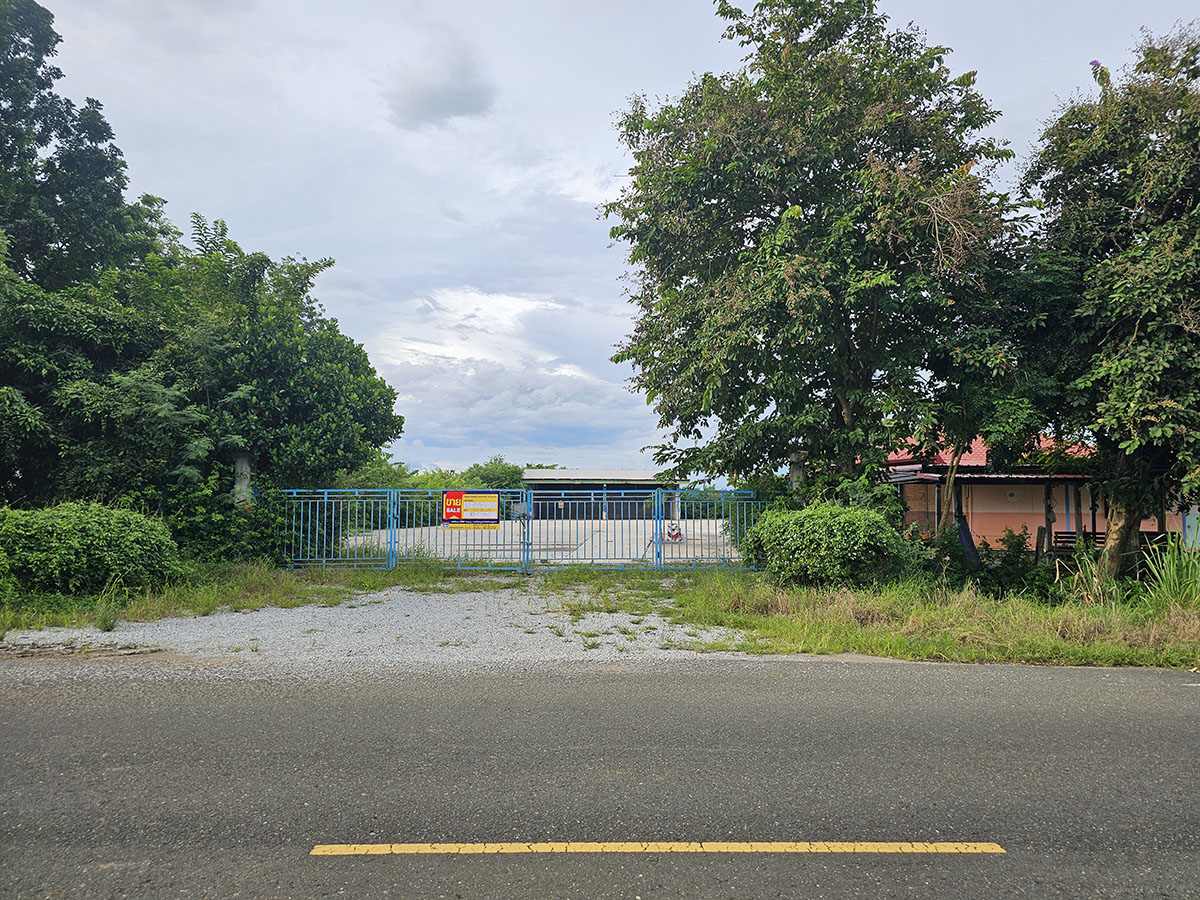 Single House, Wang Chumphu, Chai Badan (Chai Badan is a transliteration of "พชรบูรณ์")