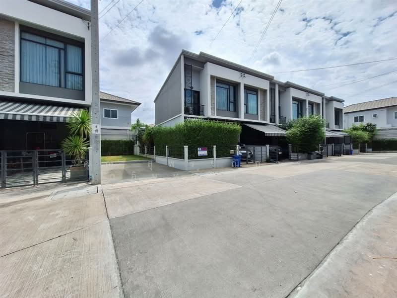 Pleno Bangyai, Nonthaburi