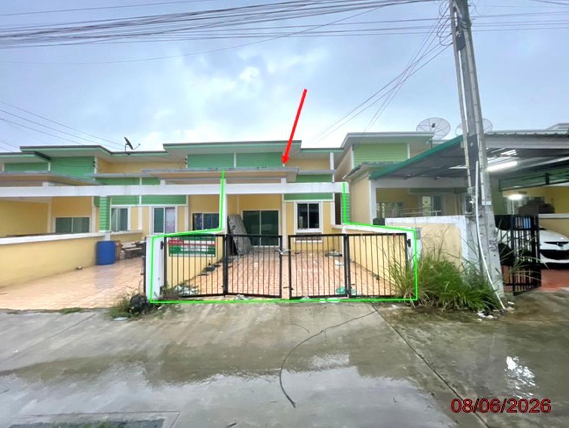 Townhouse in Pluak Daeng, Rayong