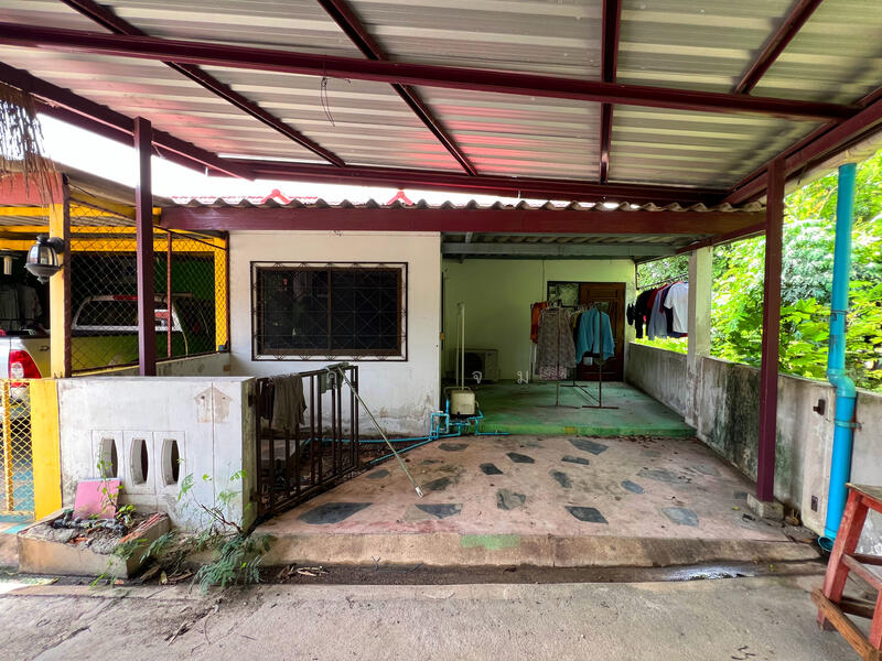 หมู่บ้านแสงบรรพต, Chon Buri (Pattaya)