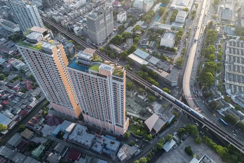 M Jatujak, Bangkok