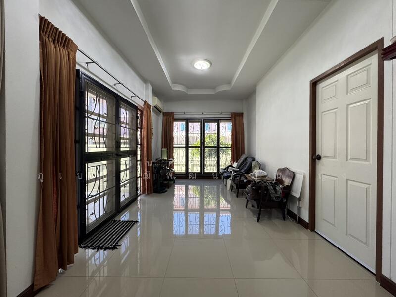 บ้านเดี่ยว ใกล้โรงพยาบาลพนัสนิคม ราคาถูกกว่าข้างเคียง มีพื้นที่สวน, Chon Buri (Pattaya)