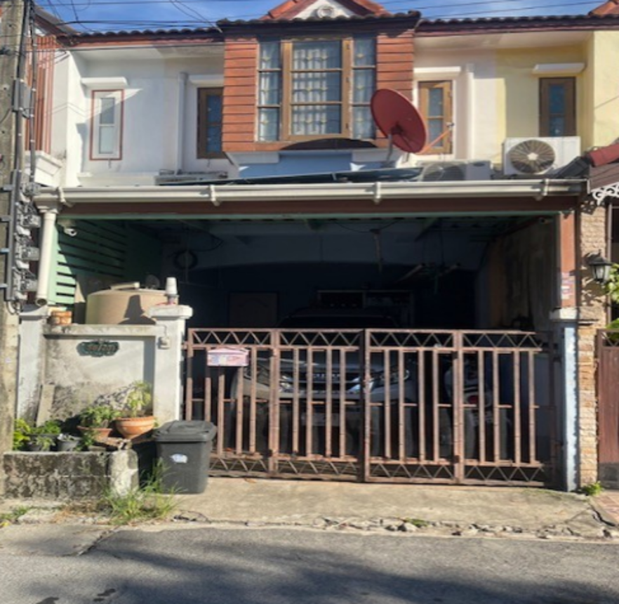 Townhouse in Min Buri, Bangkok
