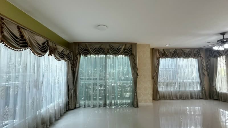 Habitia Bond Ratchapreuk, Pathum Thani