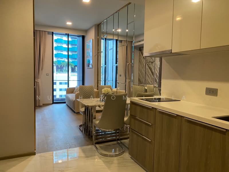 Celes Asoke, Bangkok