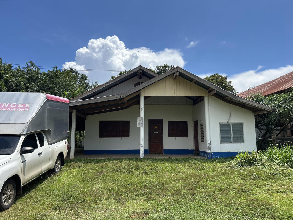 Single house, outside Muangdahad project, Dong Luang, Mukdahan