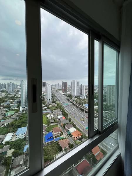 Elio Sathorn-Wutthakat, Bangkok