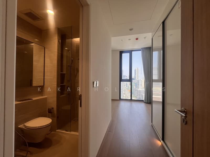 Anil Sathorn 12, Bangkok