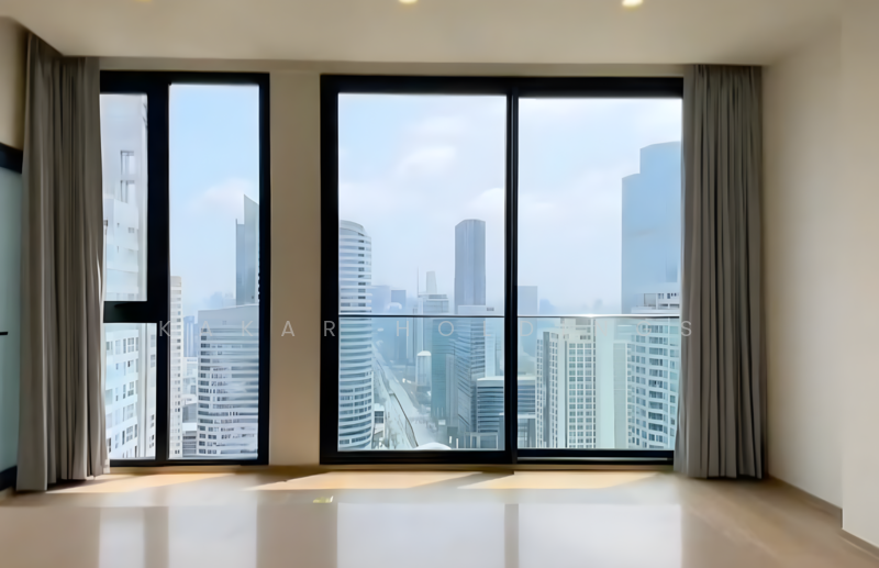 Anil Sathorn 12, Bangkok