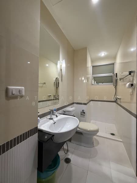 Baan Klang Krung Siam-Pathumwan, Bangkok