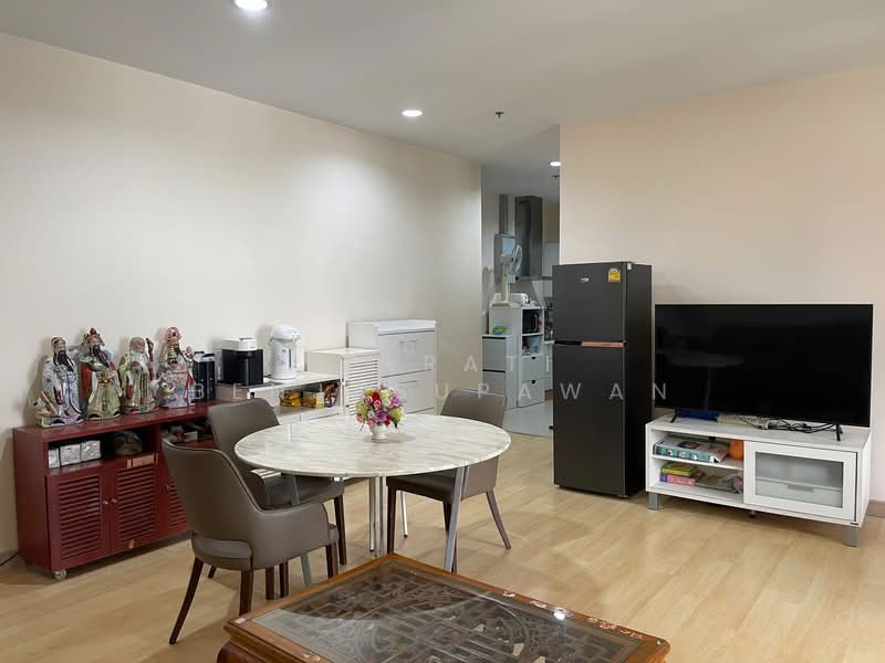 Baan Klang Krung Siam-Pathumwan, Bangkok