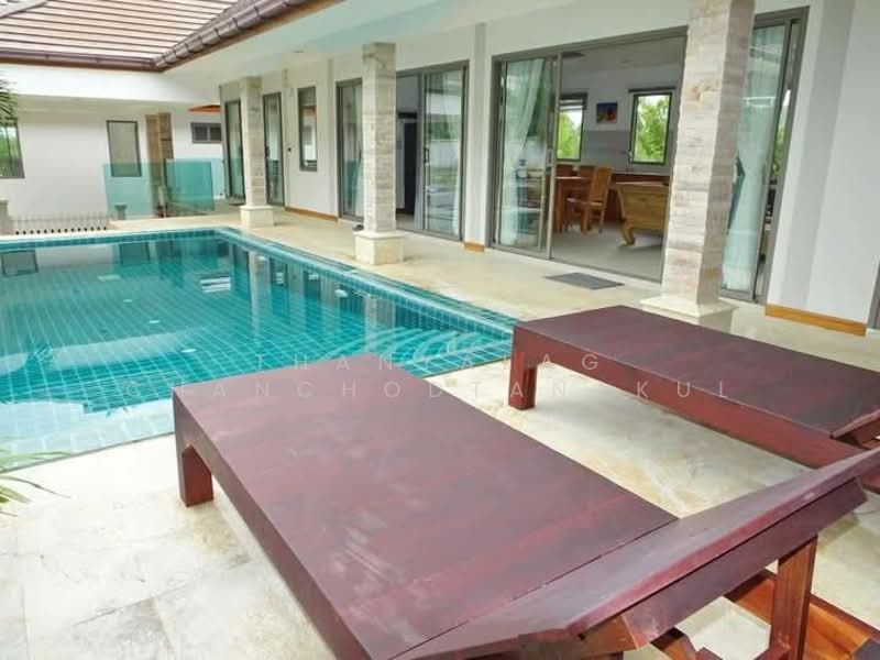 undefined, Surat Thani