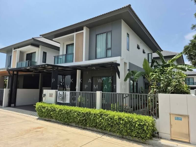 PATTA Define, Chon Buri (Pattaya)