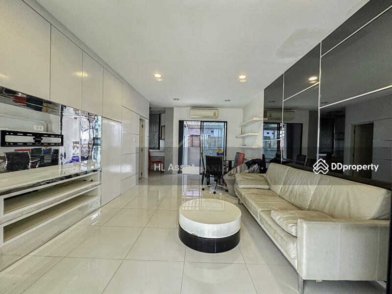 ทาวน์โฮม 3 ชั้น บ้านกลางเมือง พระราม 2 – พุทธบูชา, Bangkok