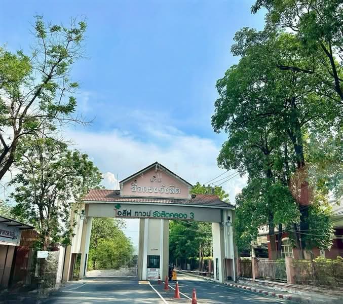Baan Suetrong Rangsit Khlong 3, Pathum Thani
