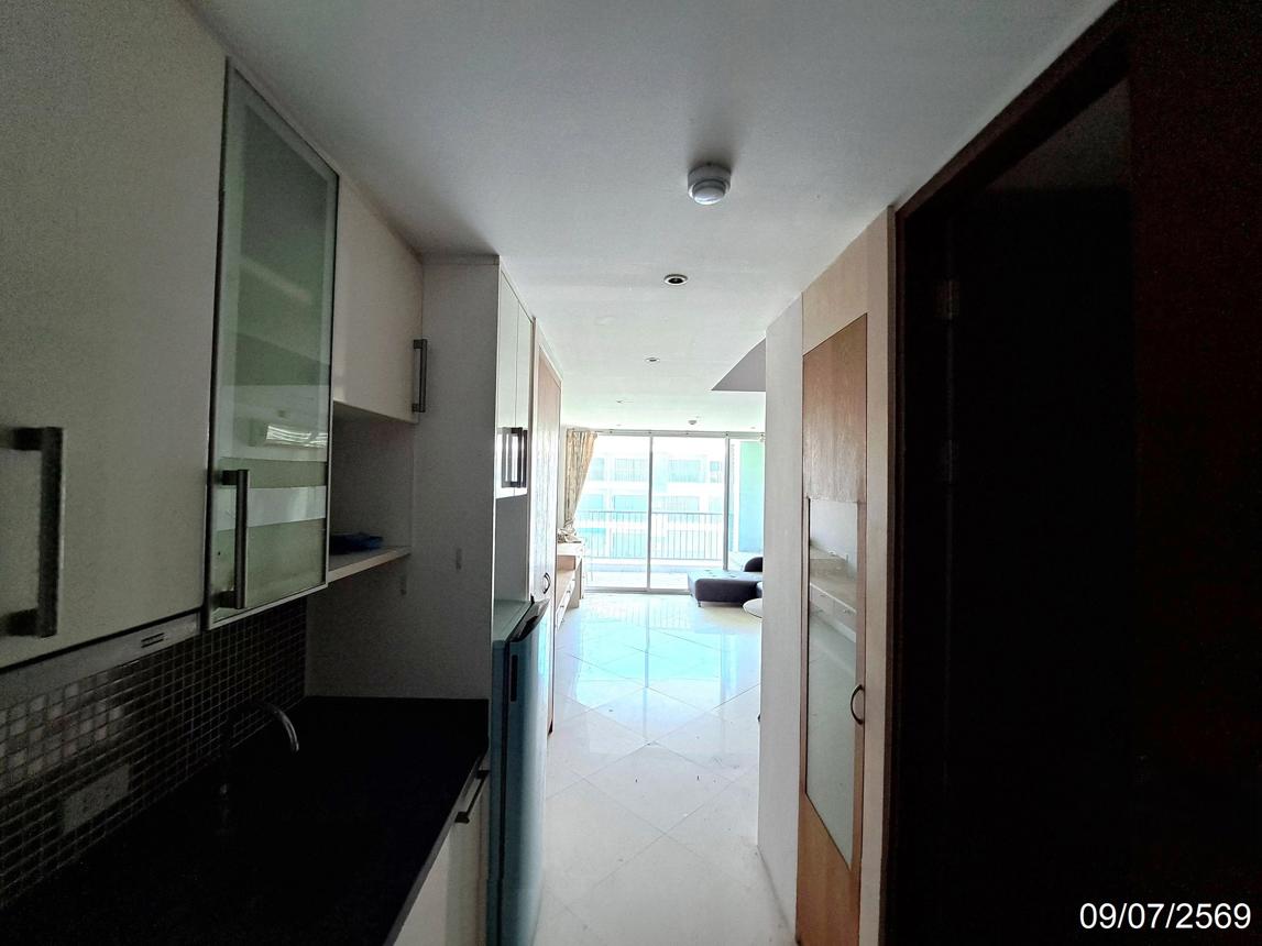 Diamond Suites Resort Condominium, Condominium E, Bang Lamung, Chonburi