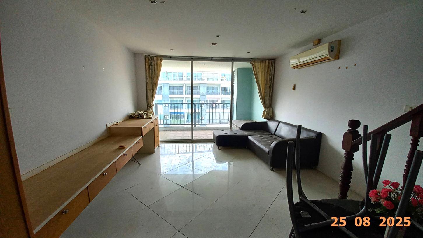 Diamond Suites Resort Condominium, Condominium E, Bang Lamung, Chonburi