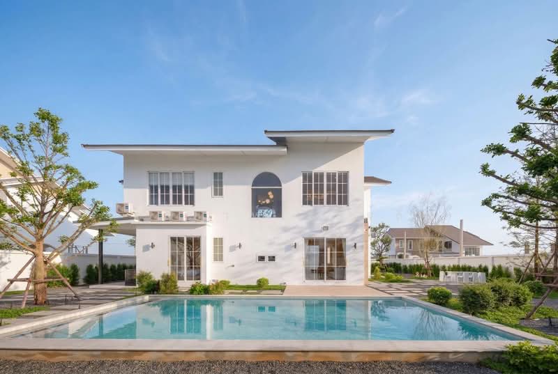 Modern Tropical Japandi Family Home with Private Pool Retreat, Chiang Mai