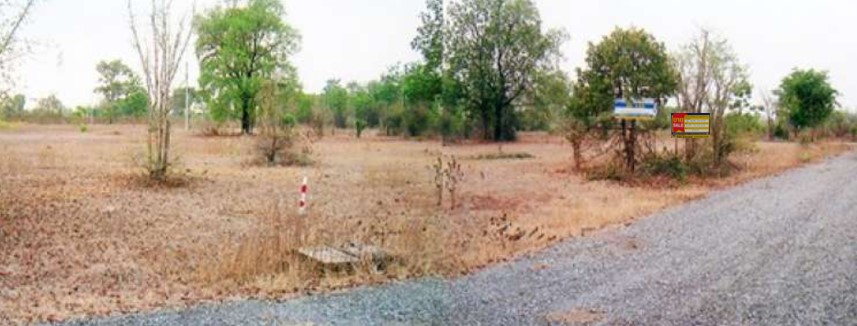 Vacant Land size 16x25 m.