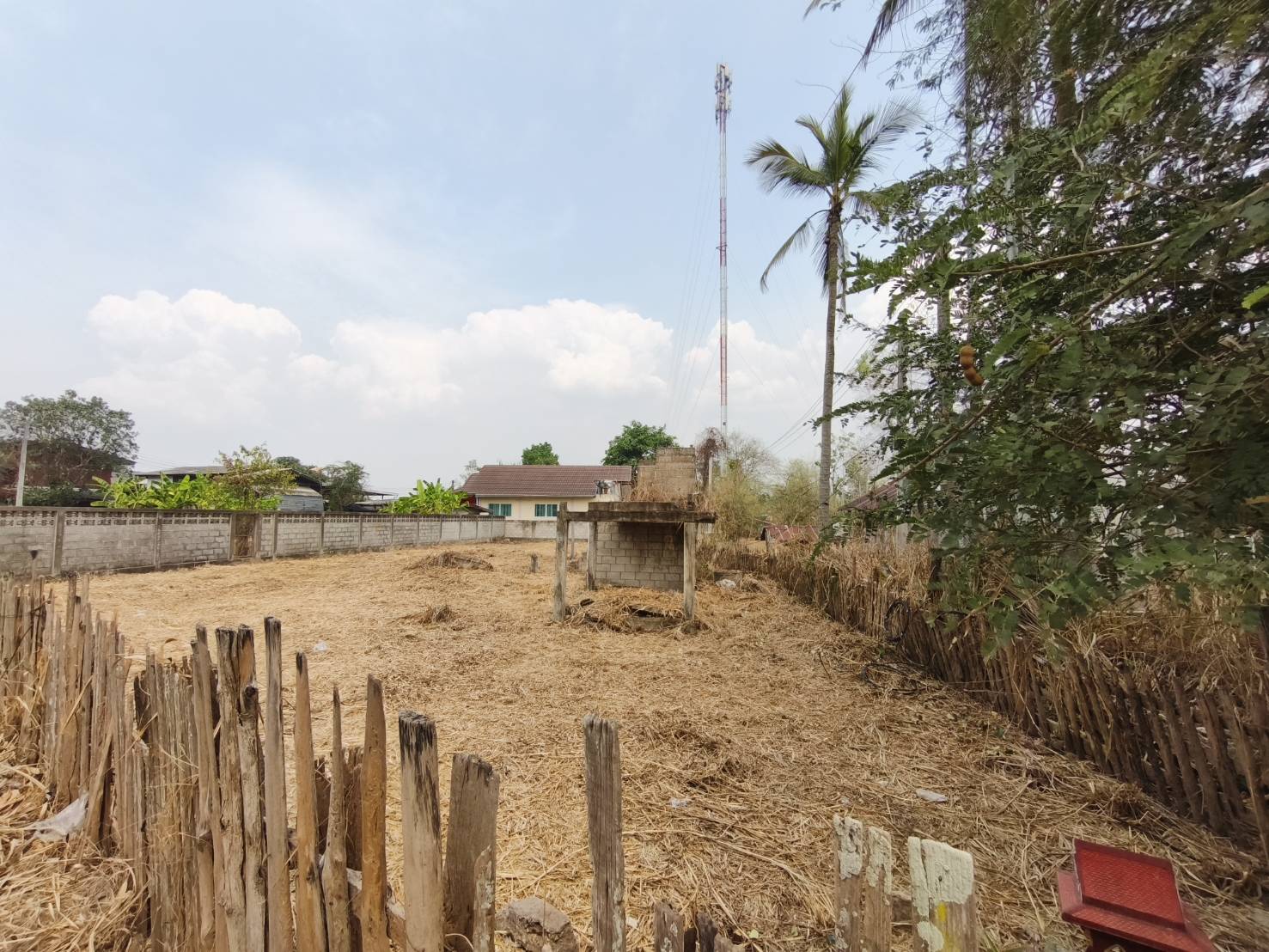 ที่ดินเปล่า บ้านแพะหนองแดง ลำปาง
