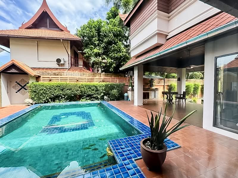 Single House with Private Pool for Sale in Jomtien, Chon Buri (Pattaya)