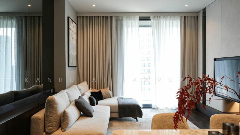 LAVIQ Sukhumvit 57, Bangkok