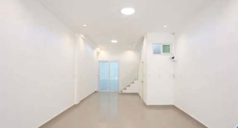 Townhouse in Lat Phrao 45, Bangkok