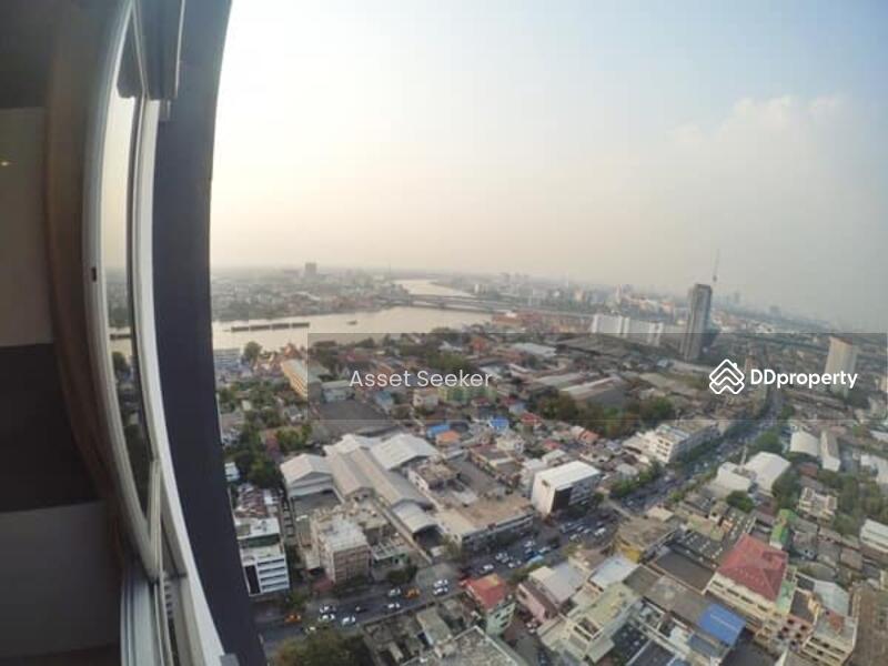 The Tree Bang Po Station, Bangkok