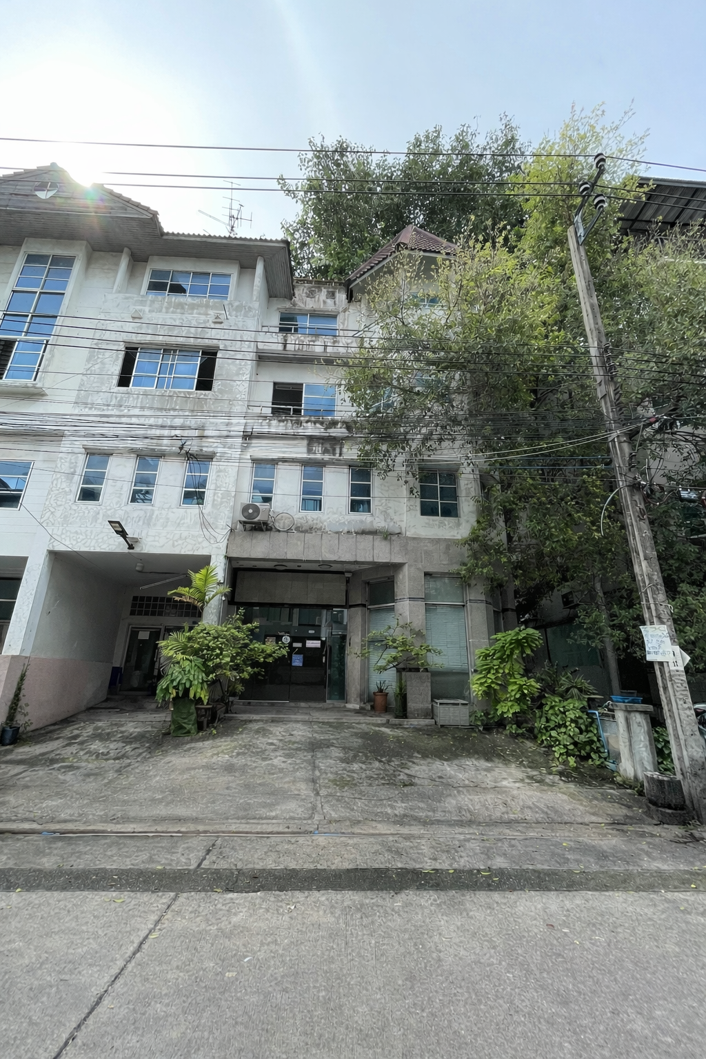 Townhouse in Srinakarin, Town-in-Town, Ramkhamhaeng 39