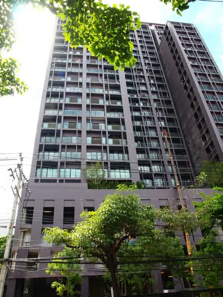 Noble Reveal, Bangkok