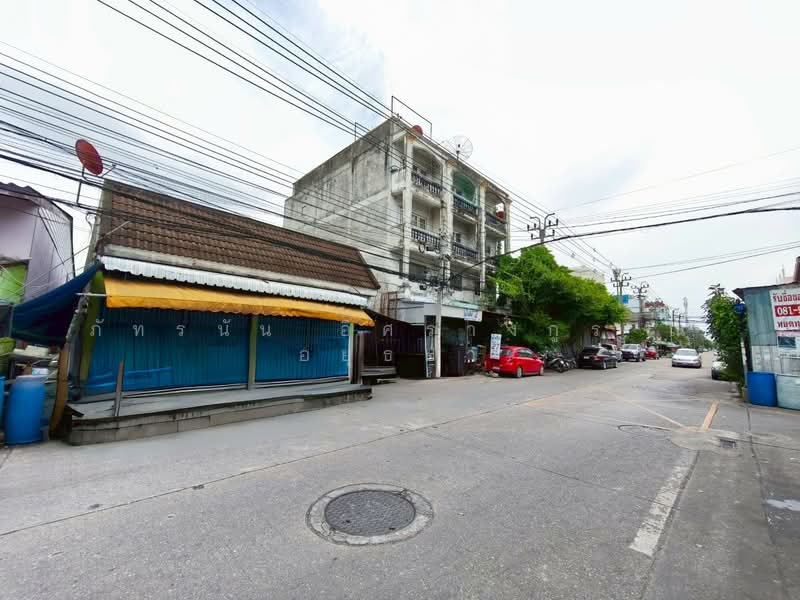 บ้าน 1 ชั้น ซอยนนทบุรี 8 ใกล้โรงพยาบาลพระนั่งเกล้า ถนนนนทบุรี 1 ต.บางกระสอ อ.เมืองนนทบุรี จ.นนทบุรี, Nonthaburi