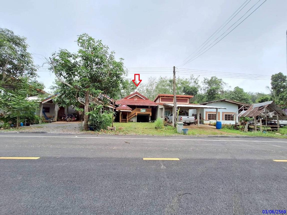 Single House in Satun, Langu
Located in a quiet and serene area, this single house is perfect for those who want to escape the hustle and bustle of city life. The house features a spacious living area, a fully equipped kitchen, and three comfortable bedrooms. The property also comes with a private garden and a parking space.