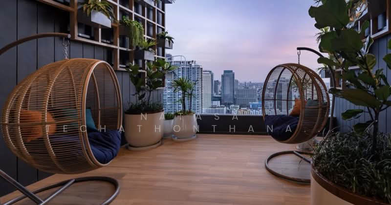 XT Huaikhwang, Bangkok