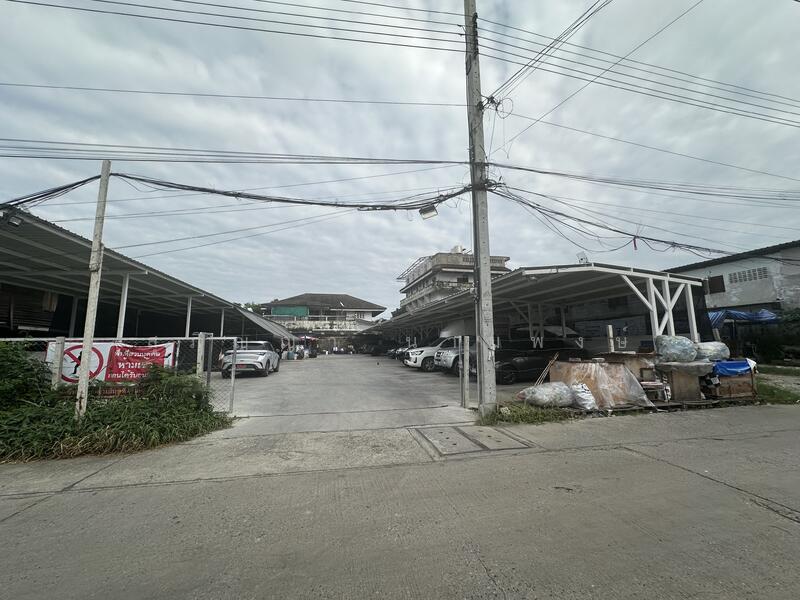 Land for sale, Soi Theparak 4, Samut Prakan