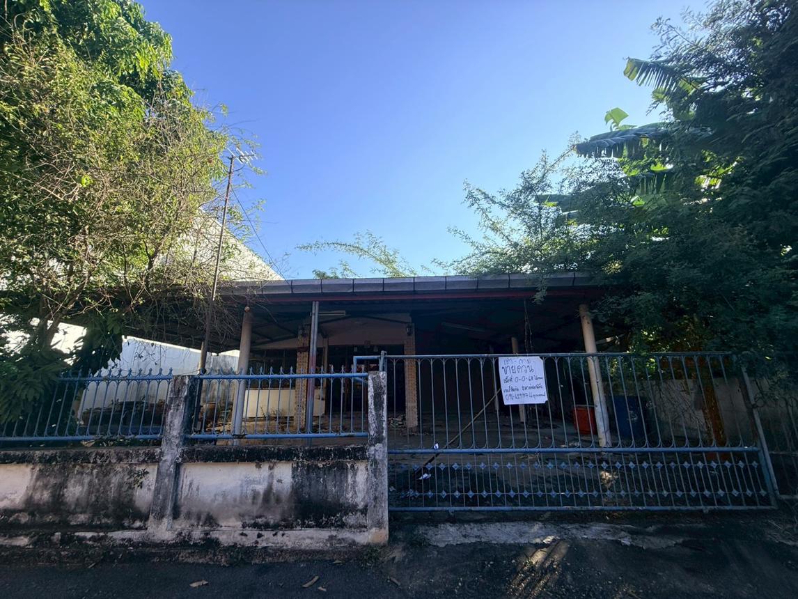 บ้านเดี่ยวสำหรับขาย นอกโครงการ ห่างจากเมืองสกลนคร ใกล้เมืองสกลนคร จังหวัดสกลนคร