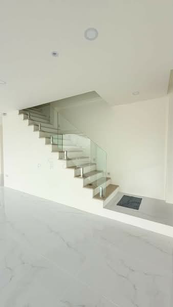 Baan Manee Khram - jomthong, Phuket