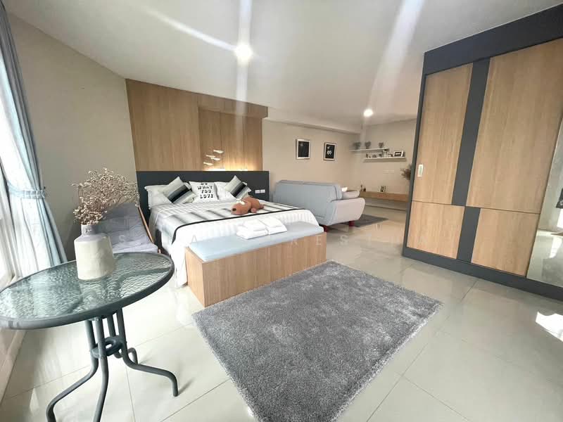 Grandview Condominium, Bangkok