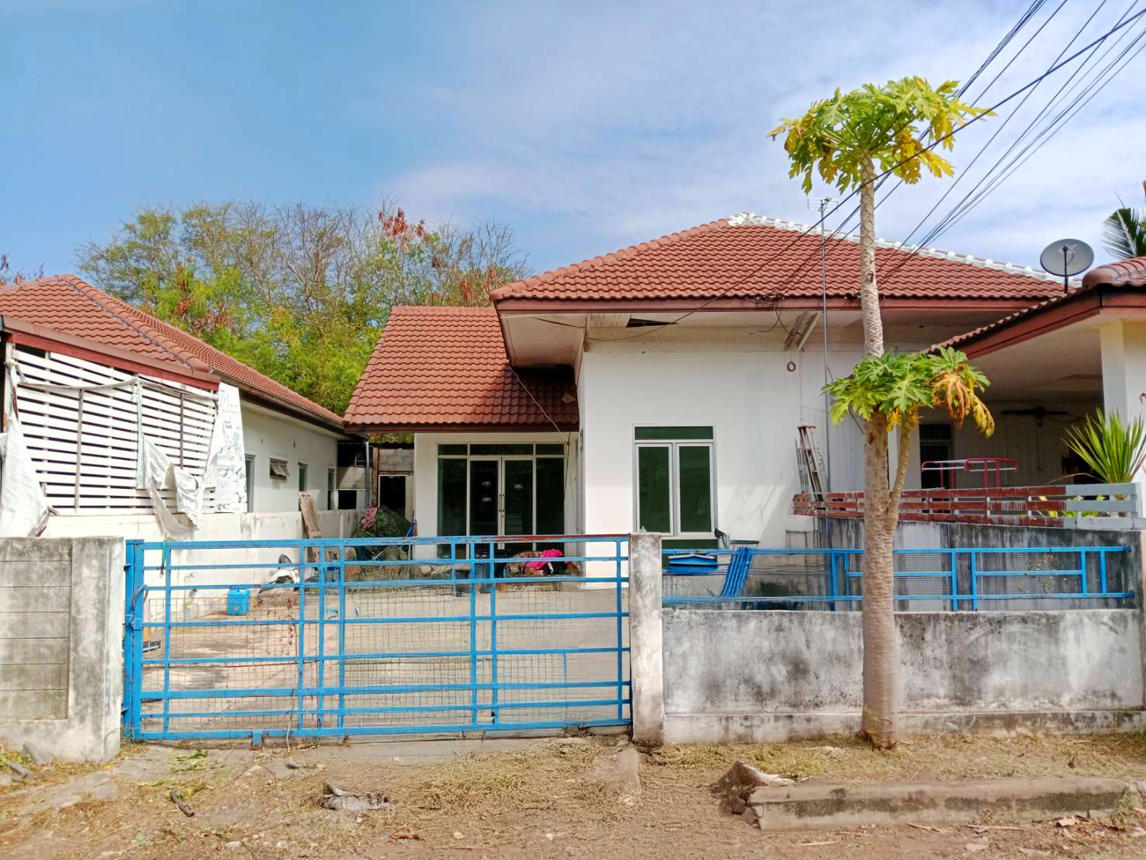 Townhouse located outside the Nakhon Ratchasima project, Nakhon Ratchasima City, Nakhon Ratchasima Province.