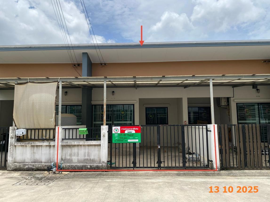 Townhouse at The Next Village 2 in Si Racha, Chonburi