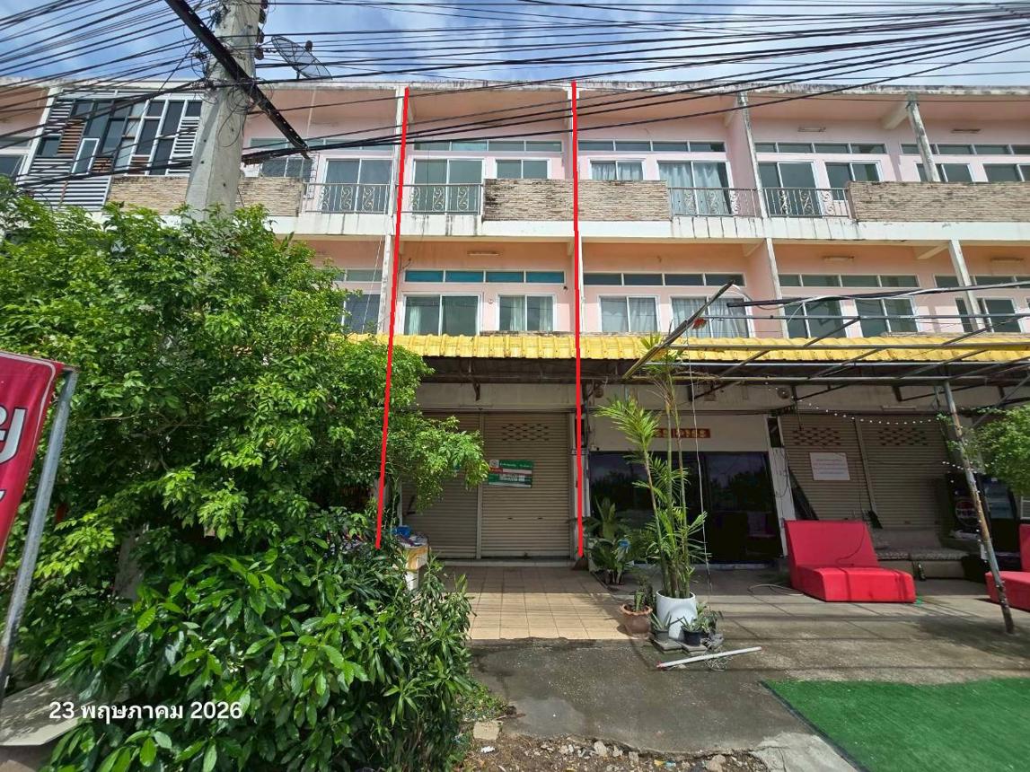 Townhouse in Khlong Khlu, Phaya Thai District