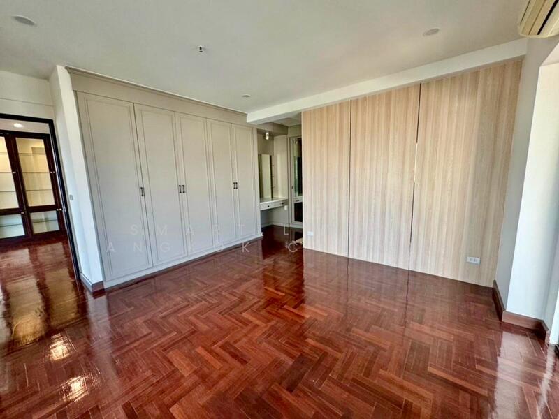 Riverside Villa Condominium 1, Bangkok
