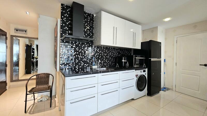 Art On The Hill 1 Bedroom for Sale in Pattaya, Chon Buri (Pattaya)